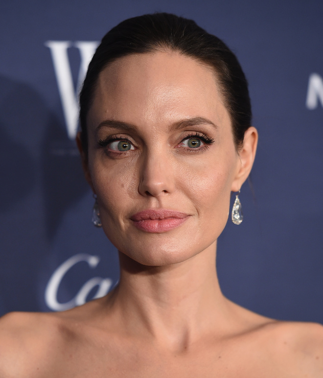 Анджелина Джоли прокомментировала выход новой "Лары Крофт"