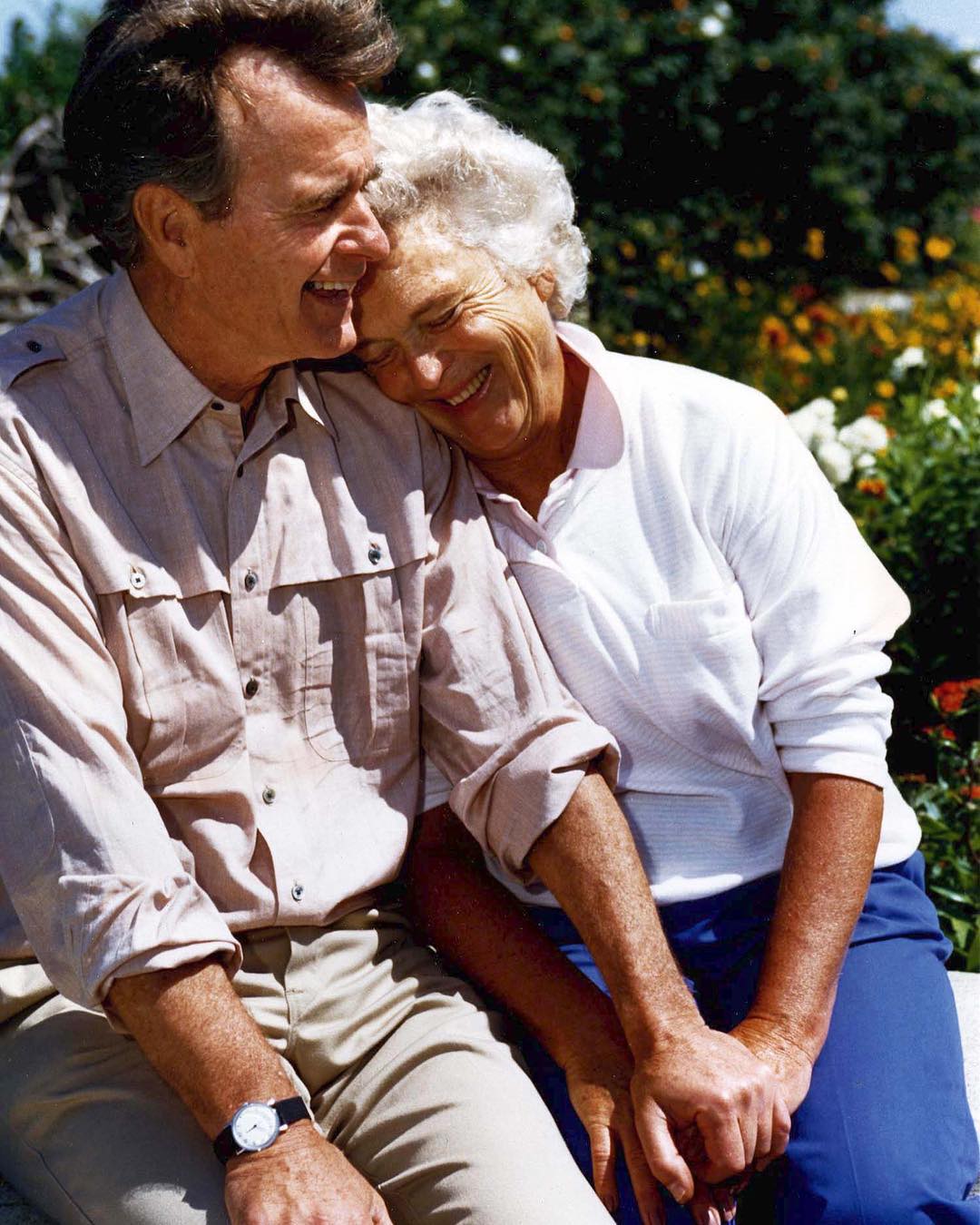 Умерла бывшая первая леди США Барбара Буш 