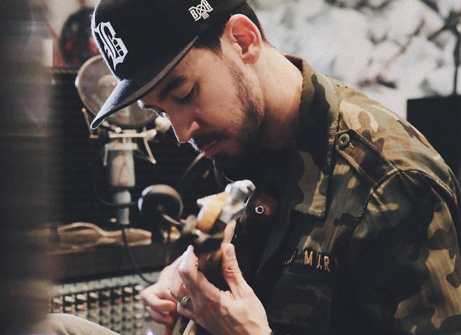 Гитарист Linkin Park анонсировал выход сольного альбома